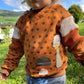 Herbst Applikation Bundle – drei Pilze aus Cord und Waffeljersey appliziert auf einem rostbraunen Kindersweater