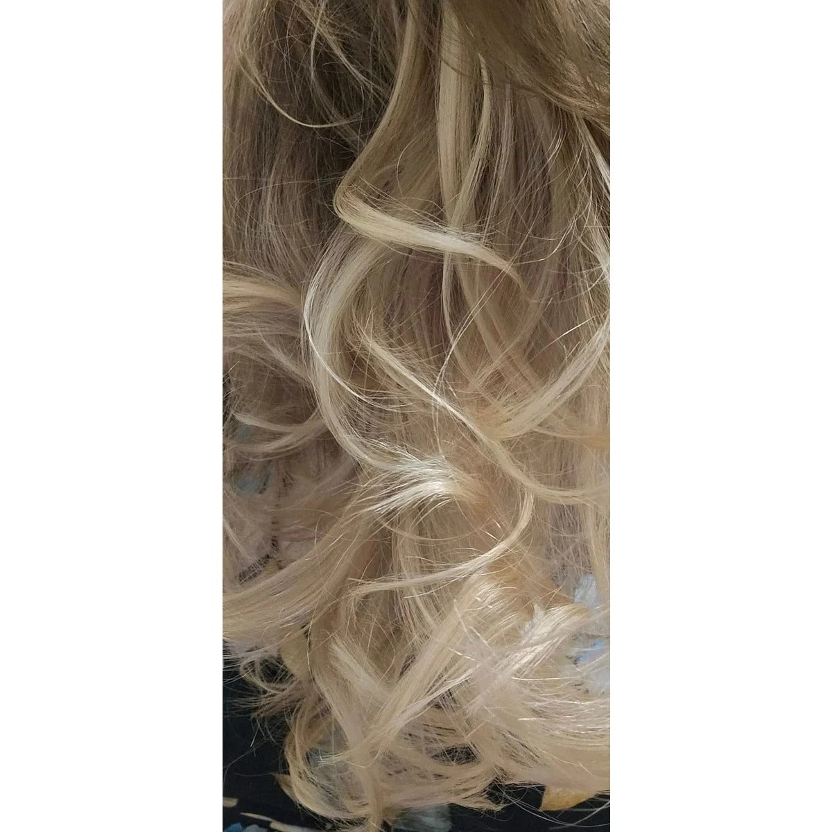 Locken-Ding Freebook – Ergebnis nach dem Tragen: weich gewellte, lange Haare