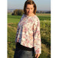 Oversized Pulli Schnittmuster Damen – Pulli mit großem Rosenprint in Rosa und Creme