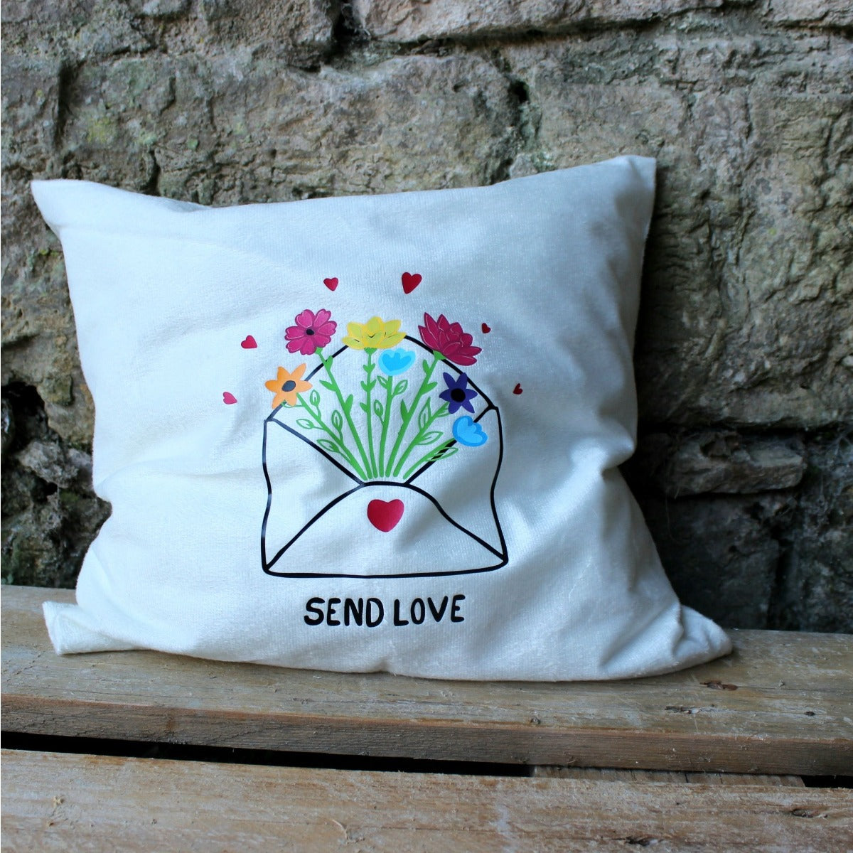 Plotterdatei Love Letters – Kissen mit Motiv „Send Love“