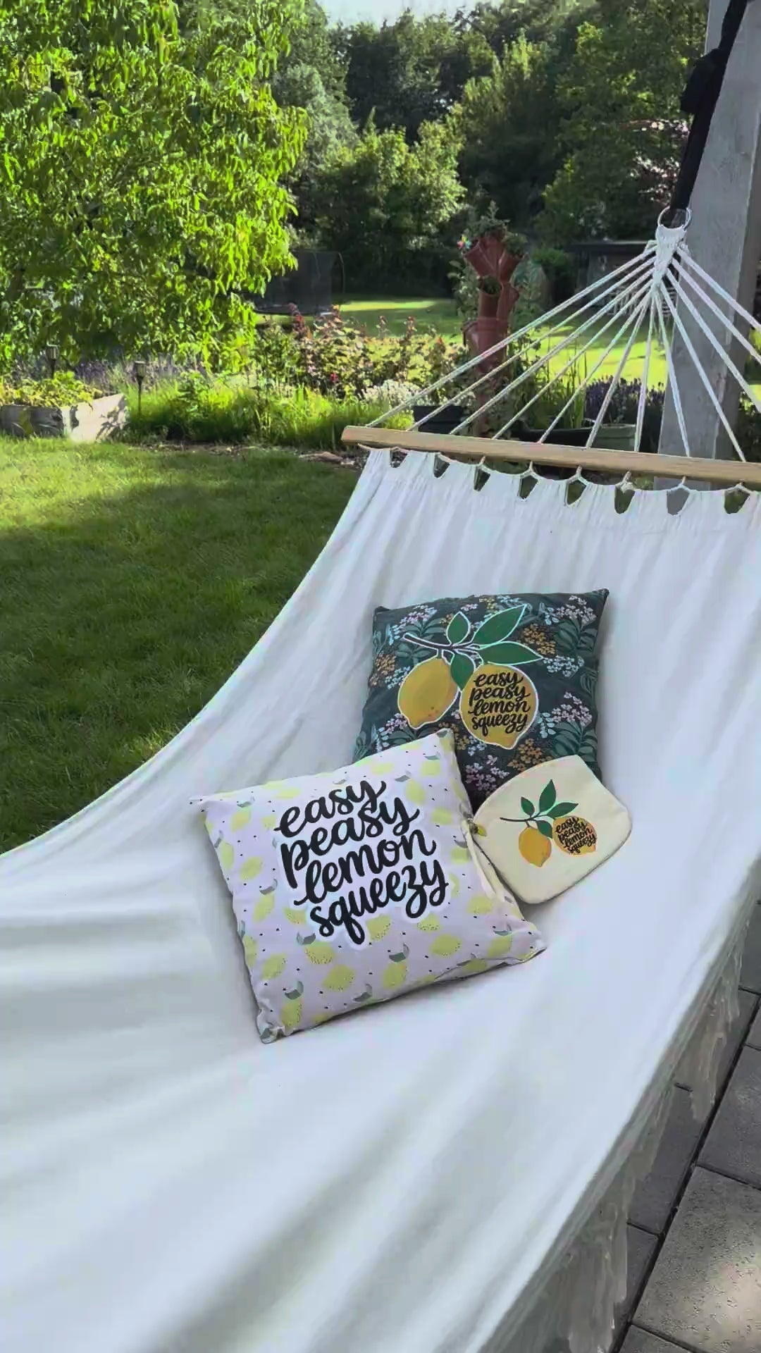 Bügelbilder easy peasy lemon squeezy und Zitronen auf Kissen und Täschchen im Video