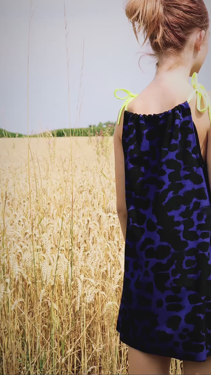 Tunika Kleid Talia ohne Ärmel genäht im Video