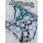 Damen Schlüppi Schnittmuster – drei Damen-Pantys mit Sterne-, Eichhörnchen- und Kleeblatt-Print und sichtbar angenähten Gummibünden, Flatlay