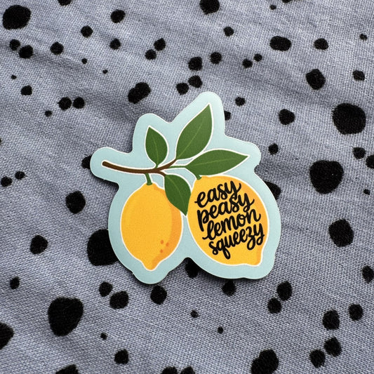 Konturgestanzter Sticker Easy peasy lemon squeezy mit zwei Zitronen, einzeln